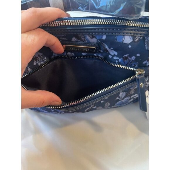 ADRIENNE VITTADINI Front Row Floral Collection Navy Floral Crossbody Bag - Picture 8 of 13